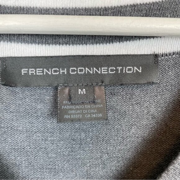 French Connection Oversize V-neck Sweater Size Medium - Picture 2 of 5